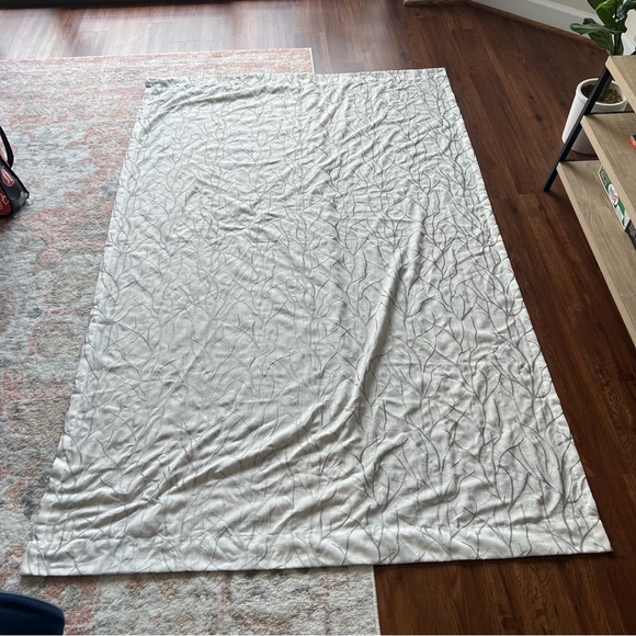 Curtain panels - Picture 2 of 8